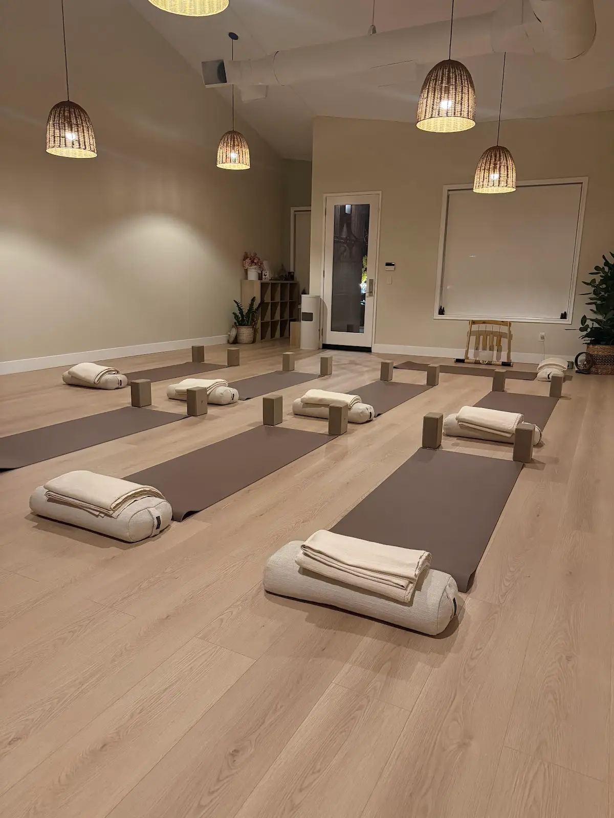 Lila Yoga Studio — Yoga, Tai Chi & Pilates in Foothill Blvd, Los Angeles