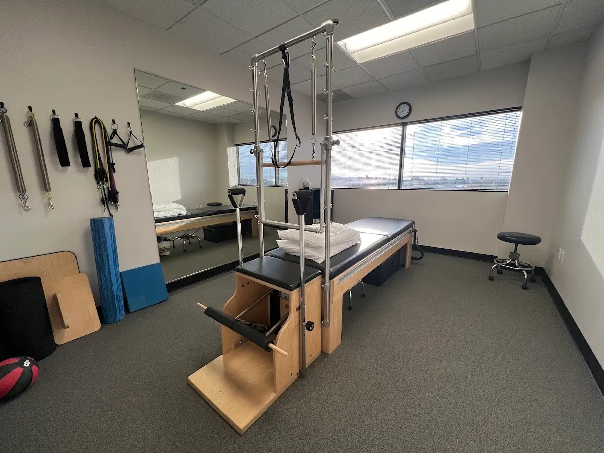 Momentum Physical Therapy — Physical & Rehabilitation Therapy in W Olympic Blvd, Los Angeles