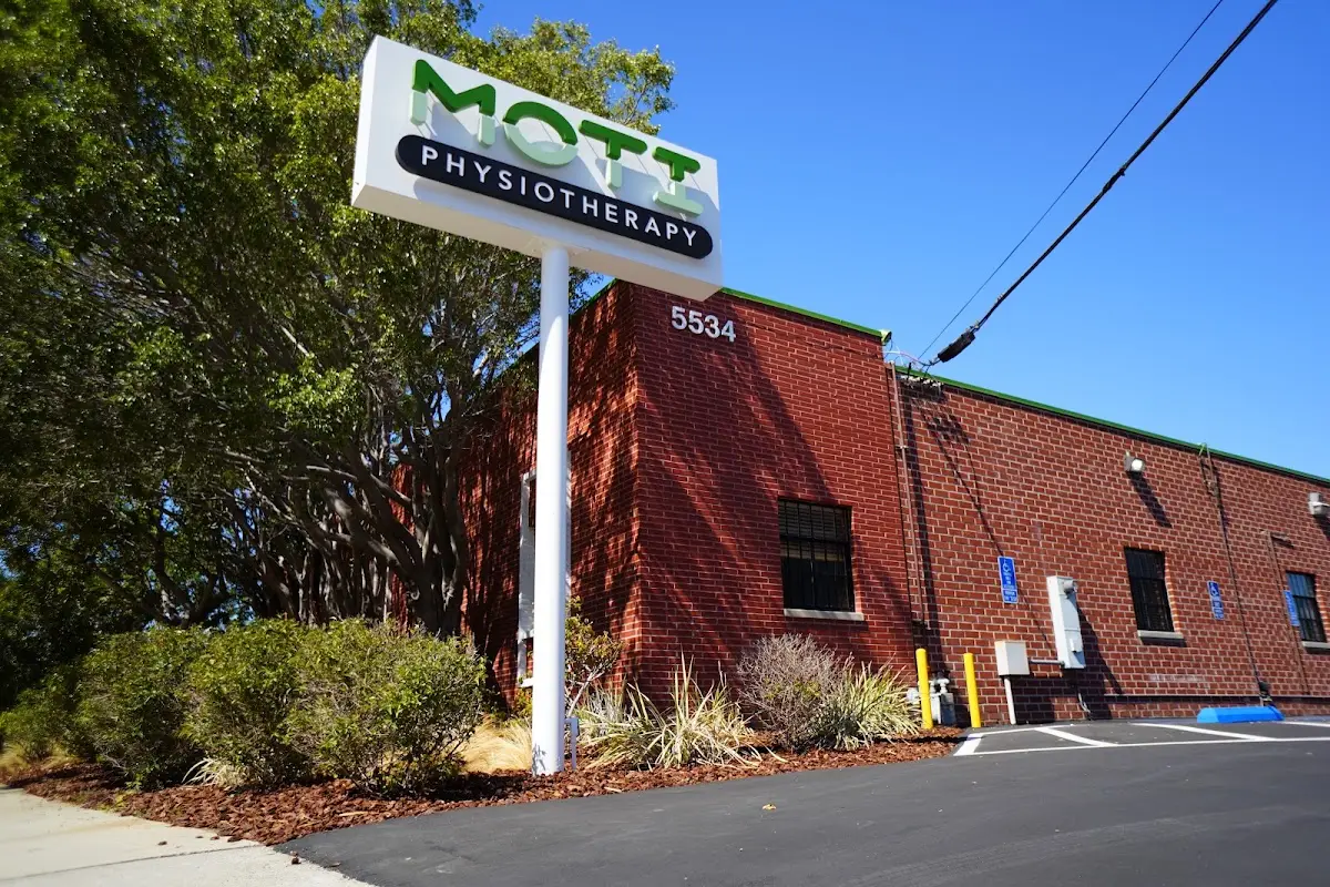 MOTI Physiotherapy — Physical & Rehabilitation Therapy in Westlawn Ave, Los Angeles