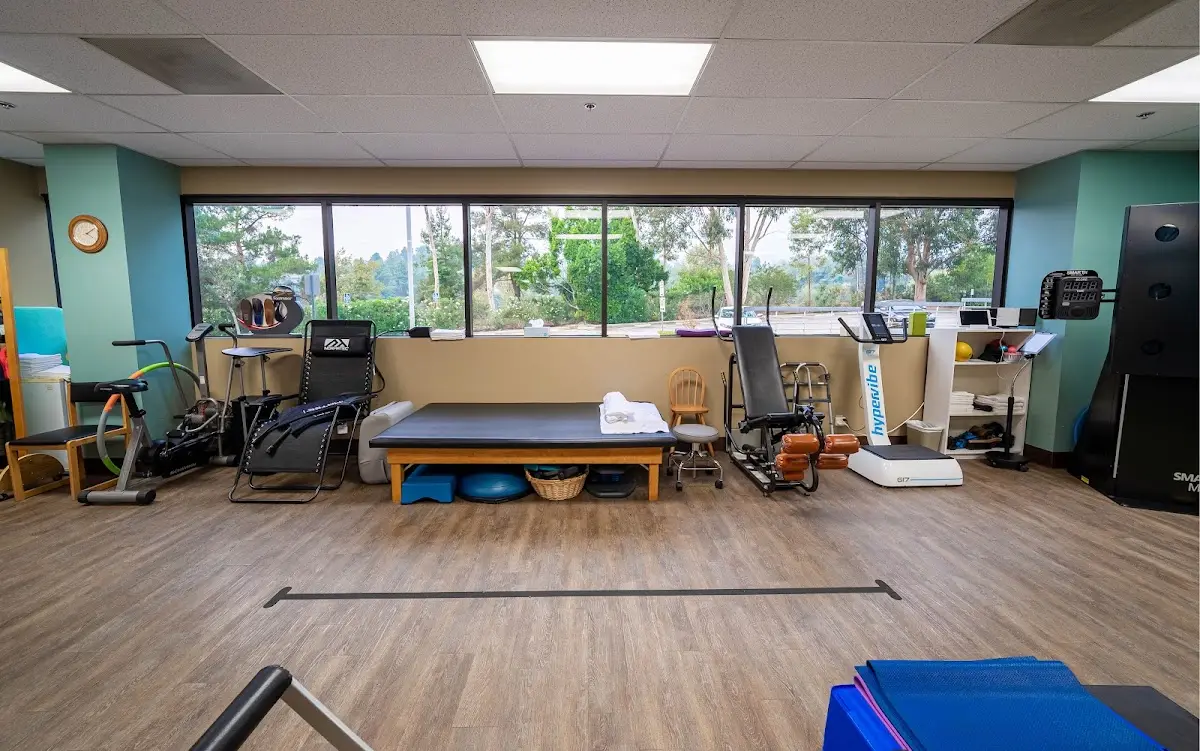 Plaza Verdugo Fitness + Rehab — Physical & Rehabilitation Therapy in Glendale, Los Angeles