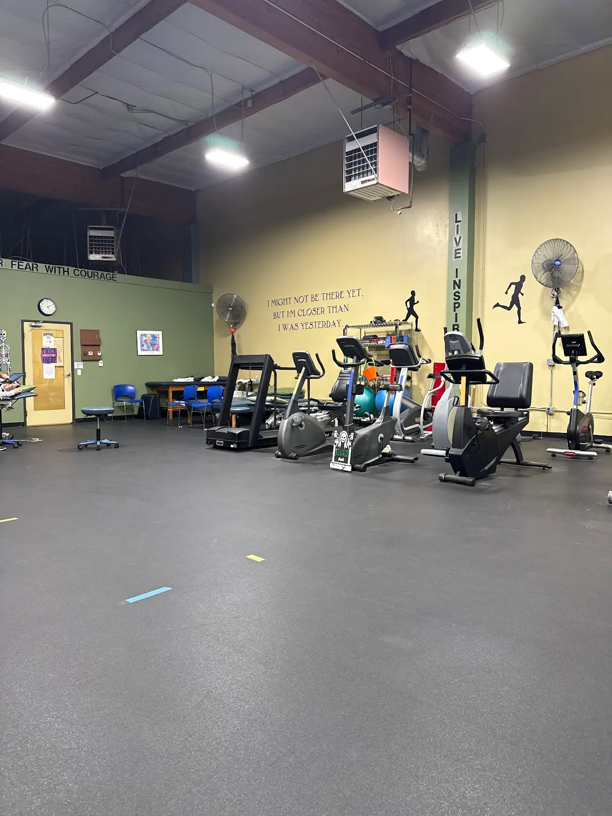 Reischl Physical Therapy — Physical & Rehabilitation Therapy in Signal Hill, Los Angeles