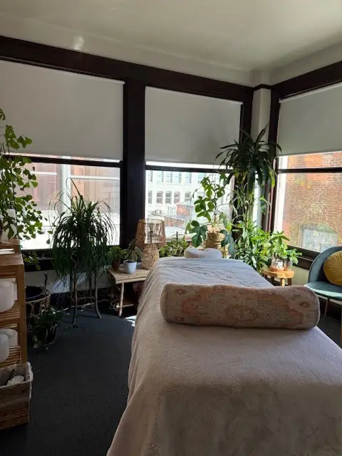 RHONELA — Reiki & Energy Medicine in N Raymond Ave #405, Los Angeles