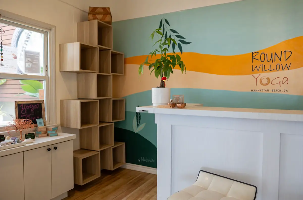 Round Willow Yoga — Yoga, Tai Chi & Pilates in Highland Ave, Los Angeles