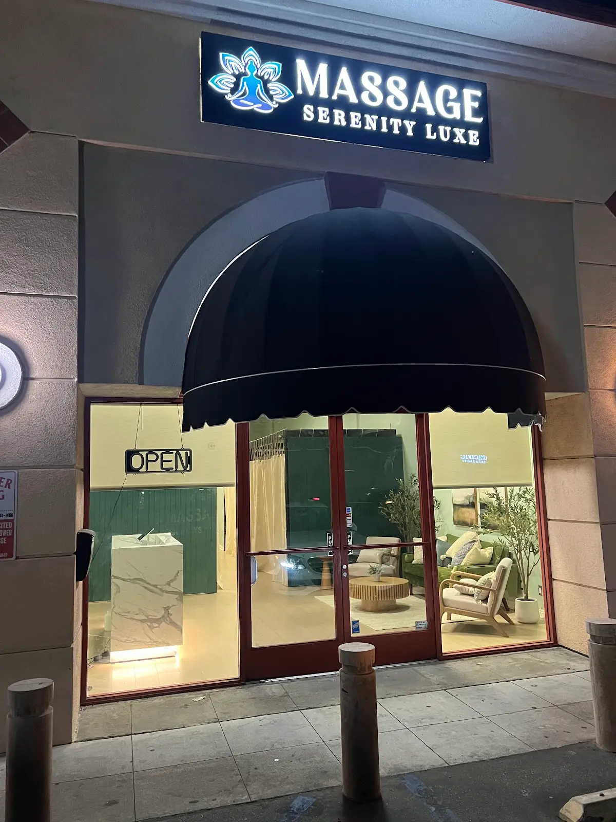 Serenity Luxe Massage — Massage Therapy in N Pacific Ave #4, Los Angeles