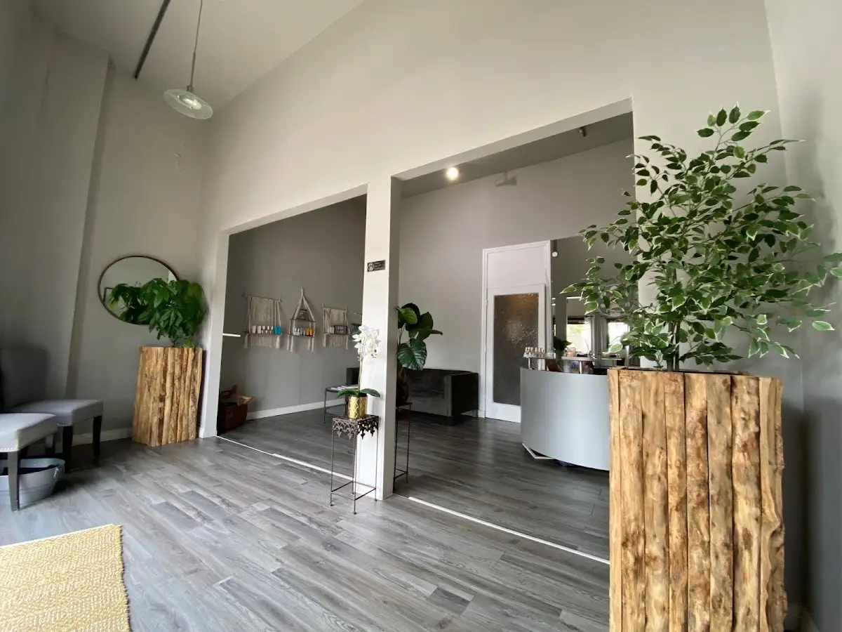 Spa Girl — Massage Therapy in W Broadway, Los Angeles