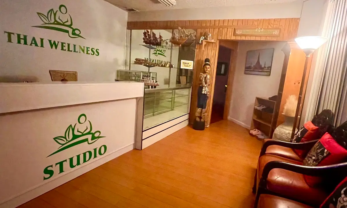Thai Wellness Studio — Massage Therapy in 1/2 Sunset Blvd, Los Angeles