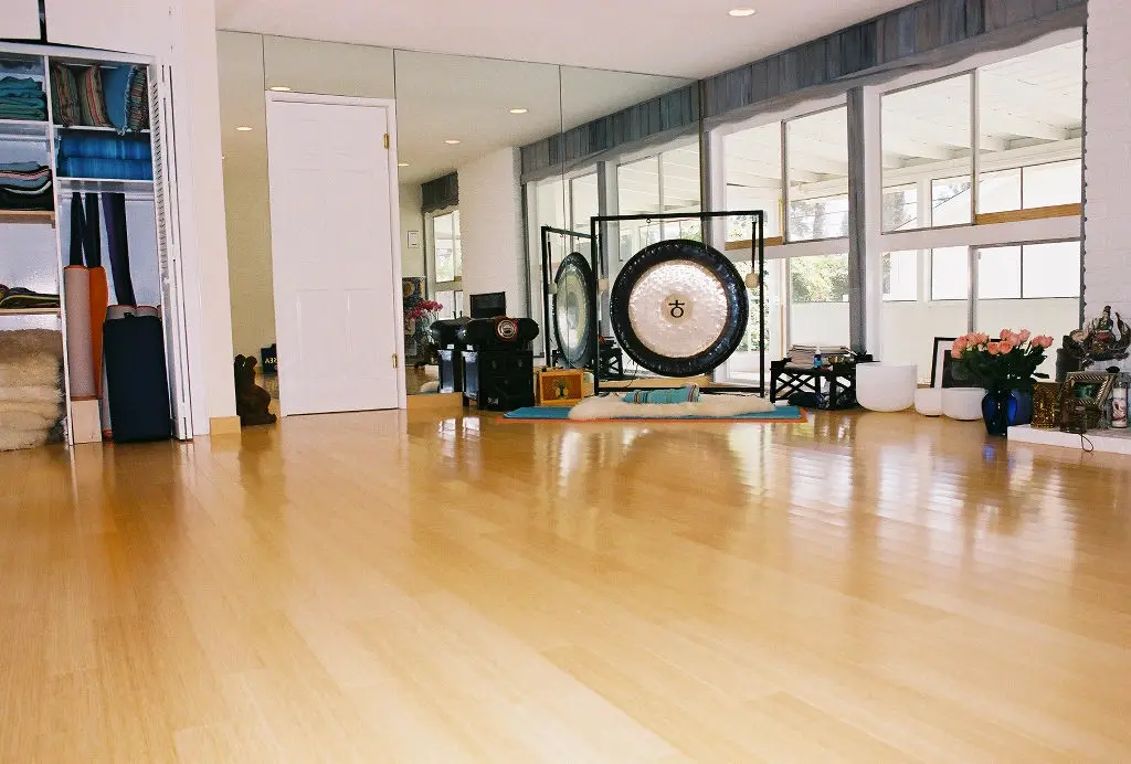 The Soul Center Yoga — Yoga, Tai Chi & Pilates in Roscoe Blvd, Los Angeles