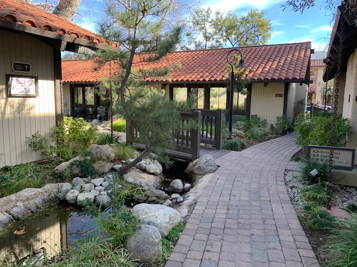 Tori Palliccia, Licensed Marriage and Family Therapist — Psychotherapy in Calabasas, Los Angeles