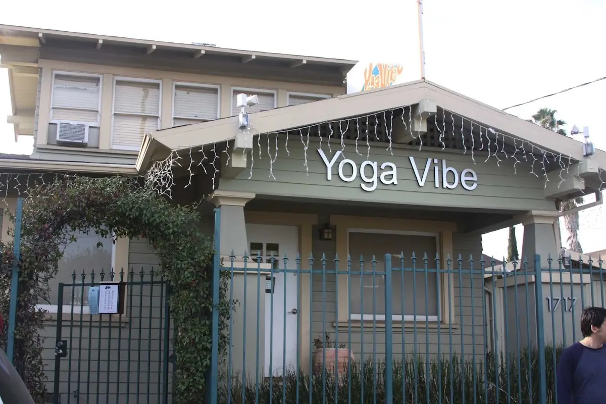Yoga Vibe — Yoga, Tai Chi & Pilates in Hillhurst Ave, Los Angeles