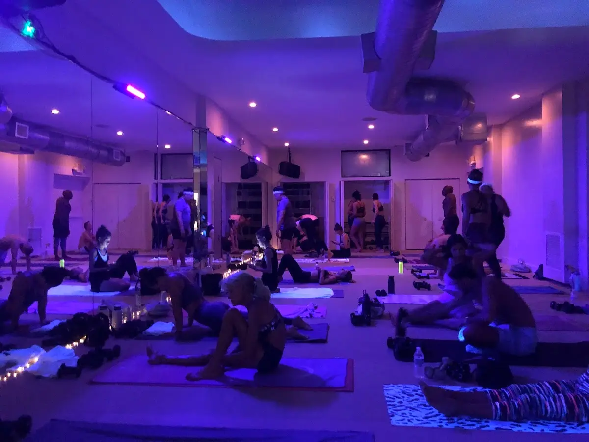 Agni Miami — Yoga, Tai Chi & Pilates in Biscayne Blvd 101 a, Miami