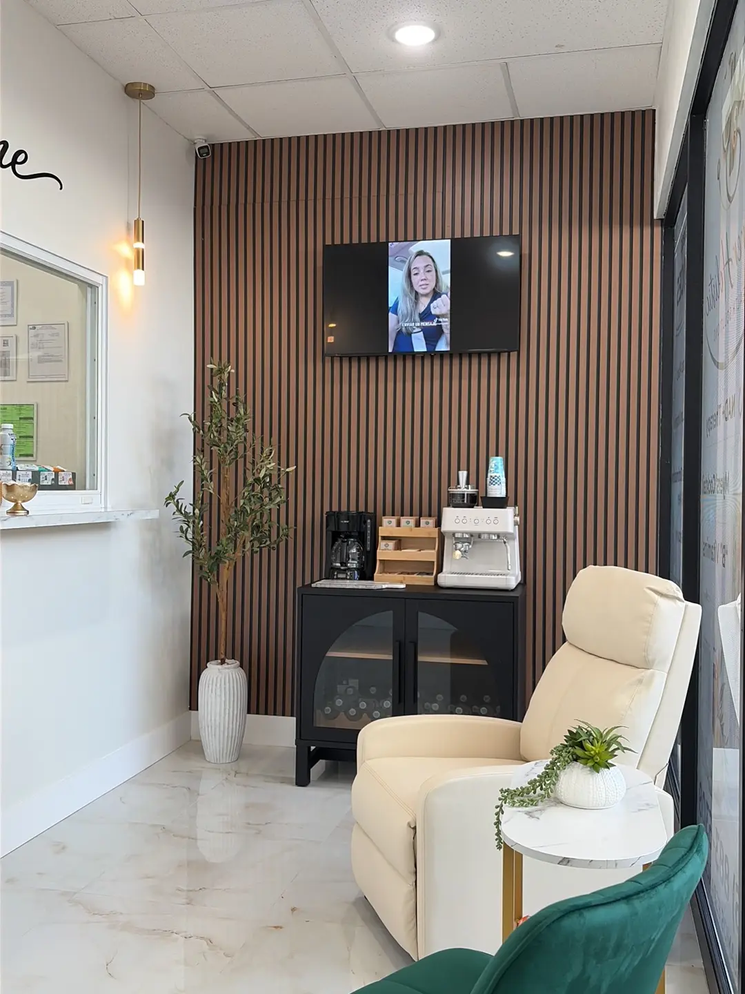 Ferrer Holistic Health Solutions Inc — Naturopathic Medicine in NW 119th St, Miami