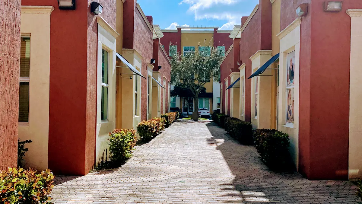 Florida Complete Wellness — Acupuncture in Hialeah Gardens, Miami