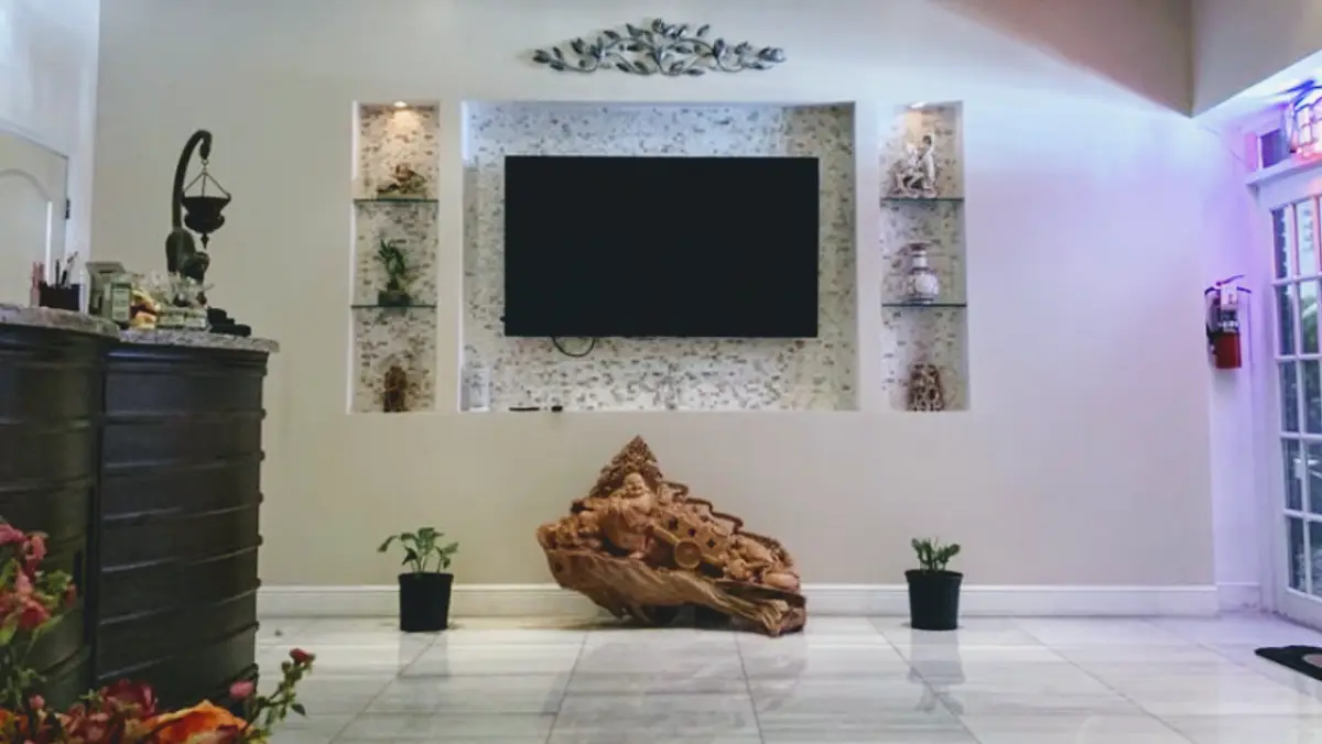 Golden Asian Massage & Spa — Massage Therapy in Douglas Rd, Miami