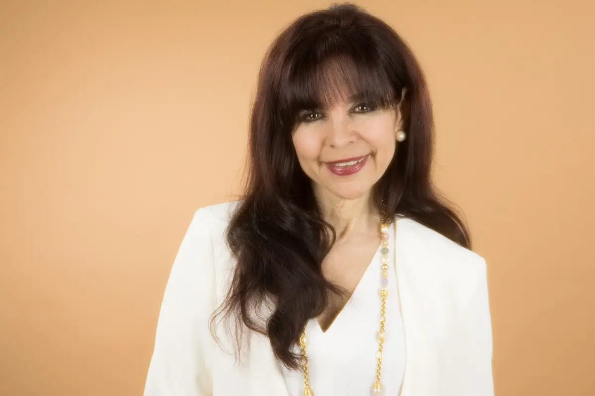 Ligia Houben — Hypnotherapy & NLP in SW 57th Ave #211, Miami
