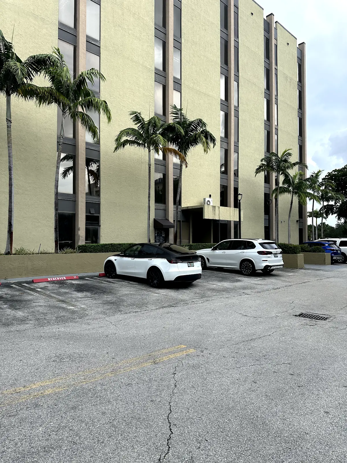 Little Heroes Therapy Services, Inc. — Counsellors & Mentors in W 49th St #302, Miami
