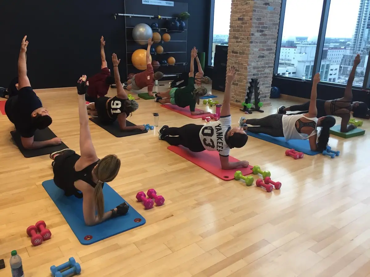 Personal Trainer / Online Coach Stay Golden Wellness — Counsellors & Mentors in NW 1st Pl, Miami