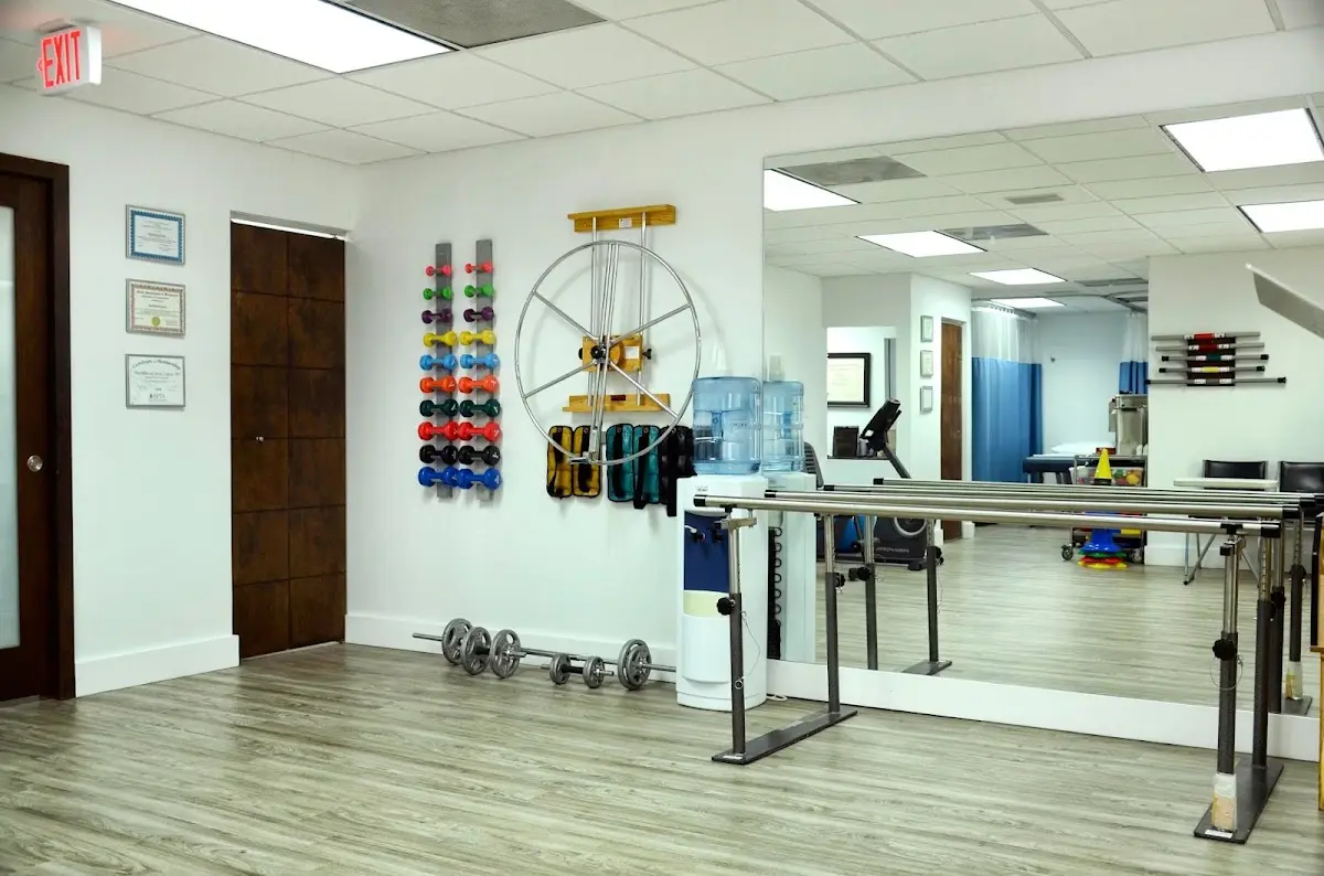 Physical Therapy Services — Physical & Rehabilitation Therapy in W Flagler St, Miami