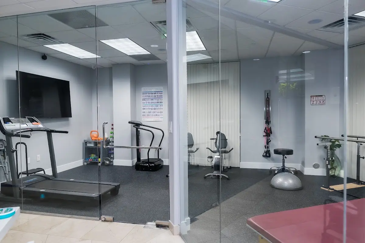 PromPT Rehabilitation Group. Faisal Quintar, Physical Therapist — Physical & Rehabilitation Therapy in Doral, Miami