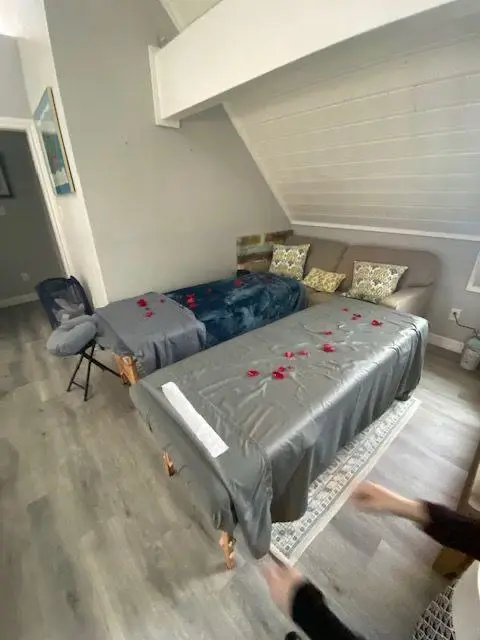 Shelly massage and spa — Massage Therapy in SW 1st St, Miami