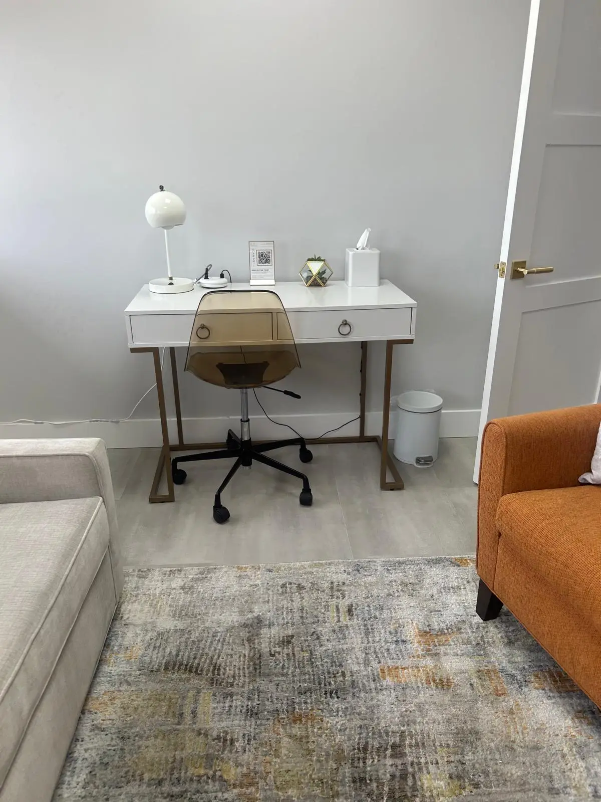 Sorsire Arguinzzones (BS) en Psicología, Coach de Familias y Parejas, Sexólogo Clínico en Formación. — Counsellors & Mentors in NW 82nd Ave Suite 400S, Miami