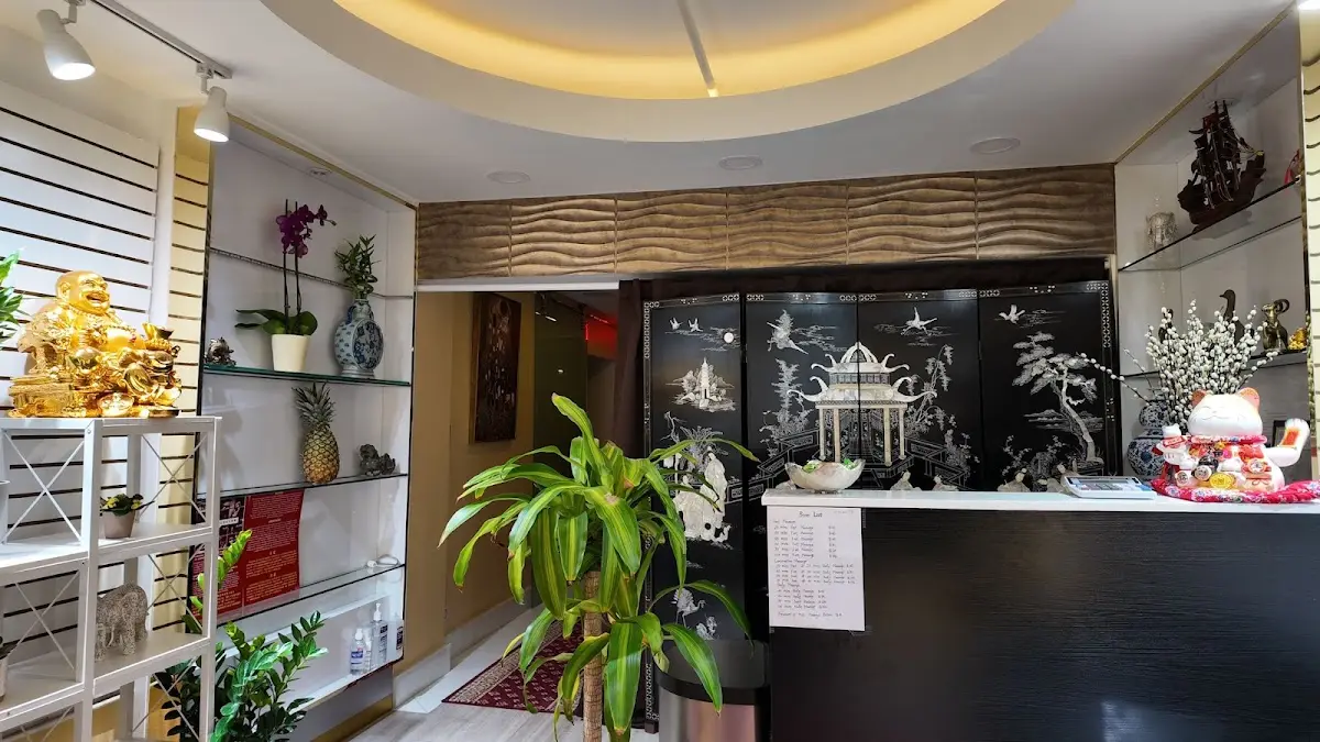 Sunshine wellness spa — Massage Therapy in Collins Ave # A-1, Miami