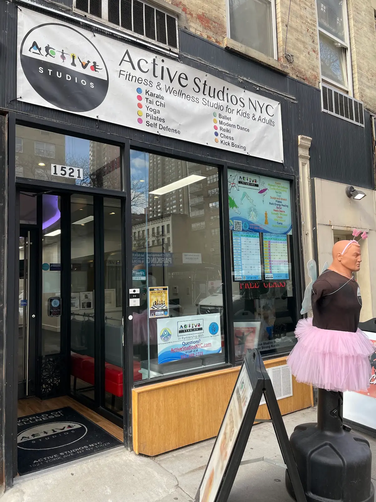 Active Studios NYC — Yoga, Tai Chi & Pilates in York Ave, New York