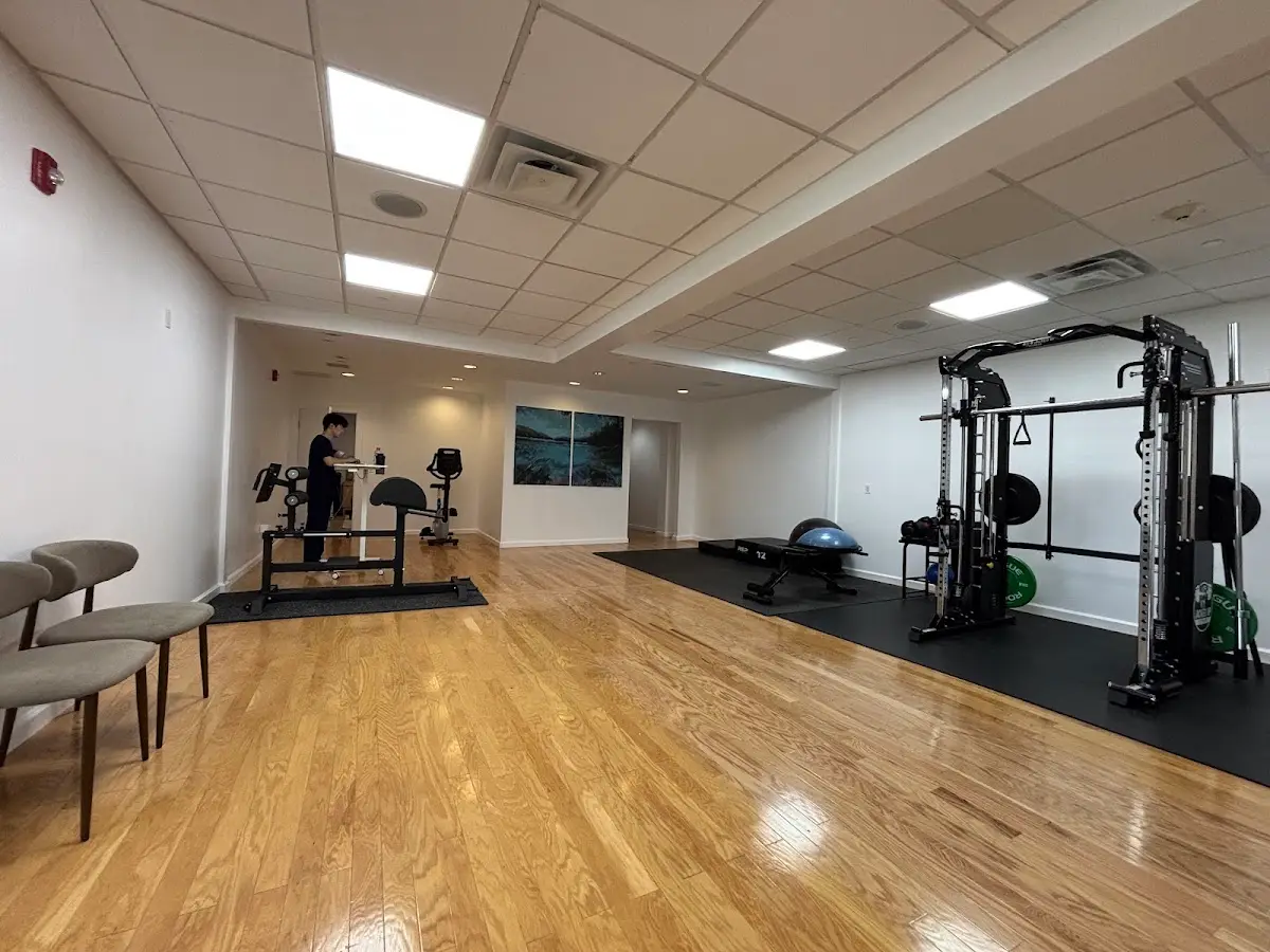 Apex Physical Therapy and Performance — Massage Therapy in Palisades Park, New York