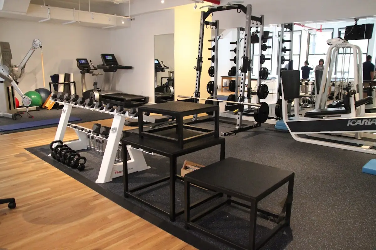 Dynamic Sports Physical Therapy — Physical & Rehabilitation Therapy in W 36th St., New York