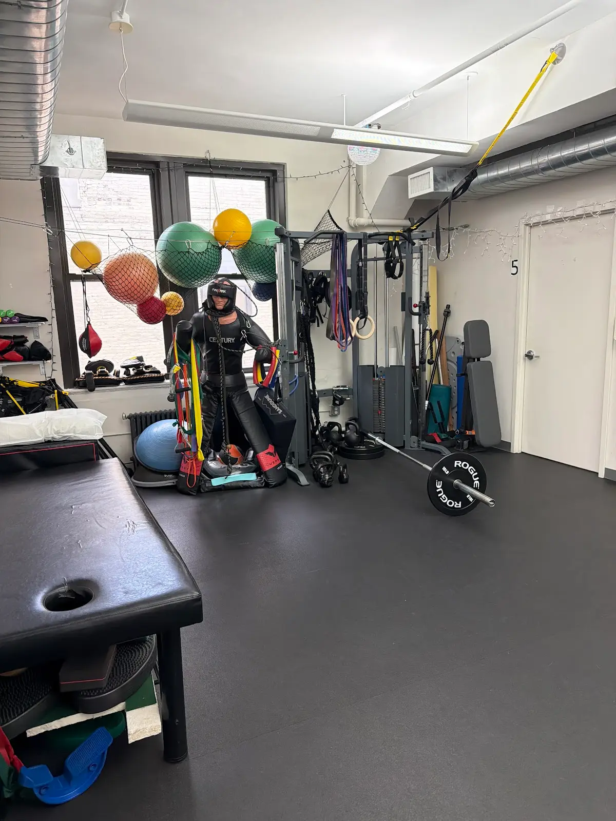 Herald Square Chiropractic and Sport — Chiropractic in W 34th St., New York