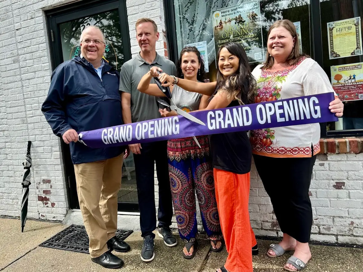 Here and Now Yoga, Wellness & Arts Collective — Yoga, Tai Chi & Pilates in Verbena Ave, New York