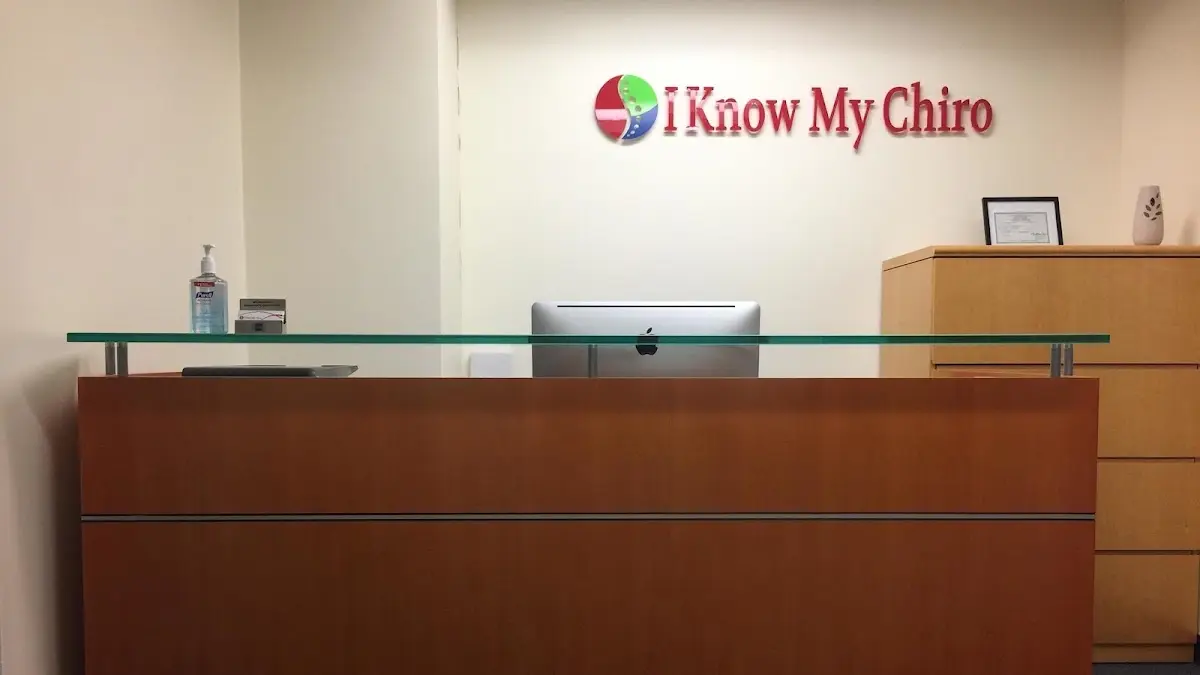 I Know My Chiro, Chiropractic Wellness — Chiropractic in E 38th St, New York