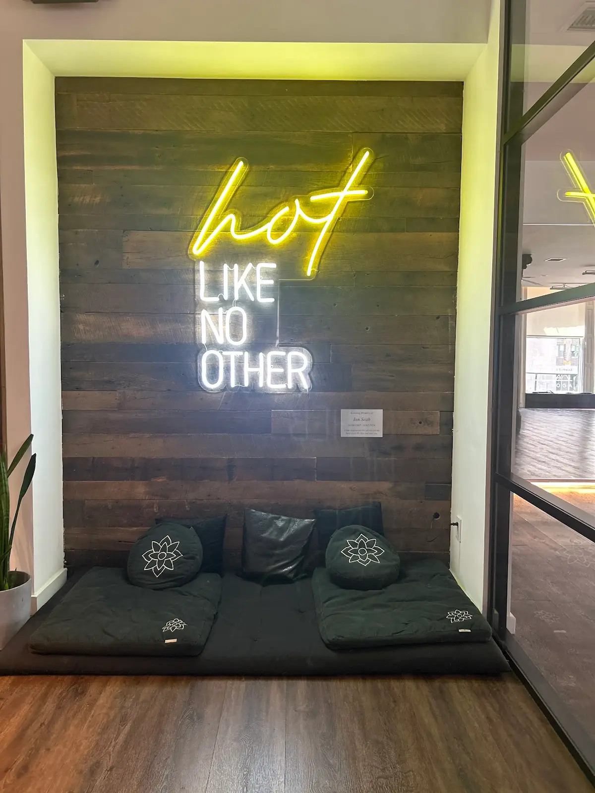 ID Hot Yoga Nomad — Yoga, Tai Chi & Pilates in 5th Avenue, New York