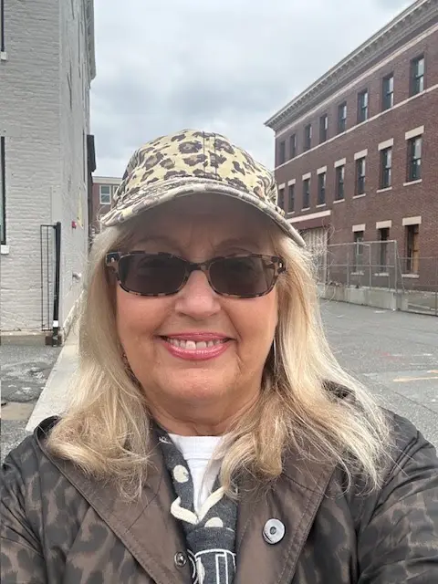 Joan Stenzler LCSW, SEP — Psychotherapy in -17 Union Tpke, New York