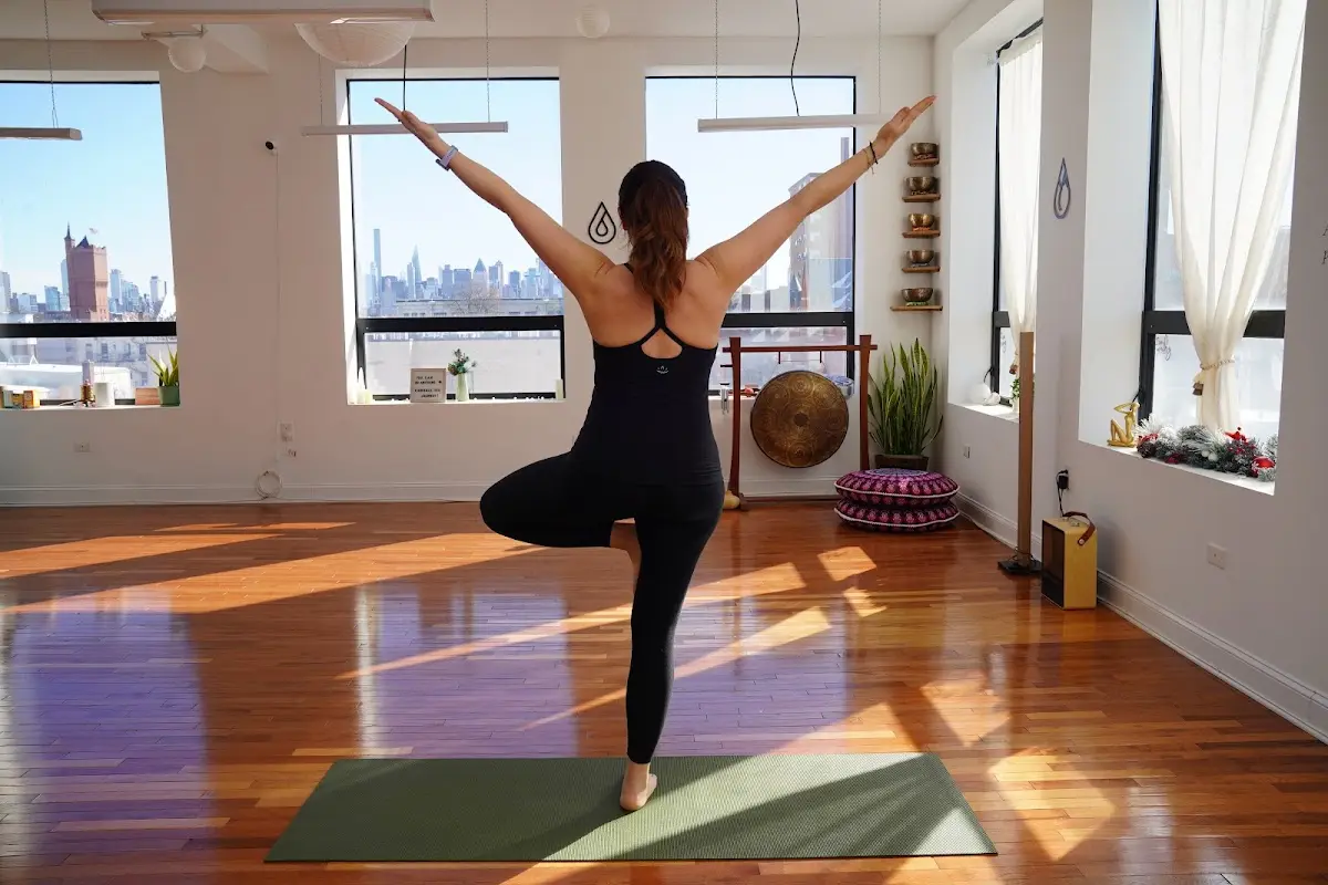 Leela Flow Studio — Yoga, Tai Chi & Pilates in 38th St #405, New York