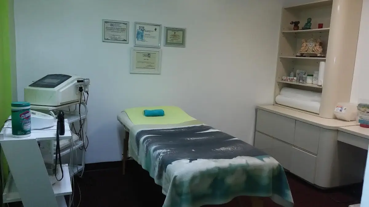 Lymphatic Drainage Massage — Massage Therapy in -47 Queens Blvd Ste 102, New York