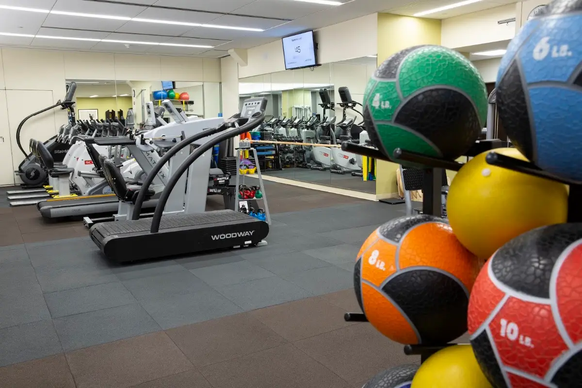 Nicholas Institute of Sports Medicine and Athletic Trauma (NISMAT) — Physical & Rehabilitation Therapy in E 64th St, New York