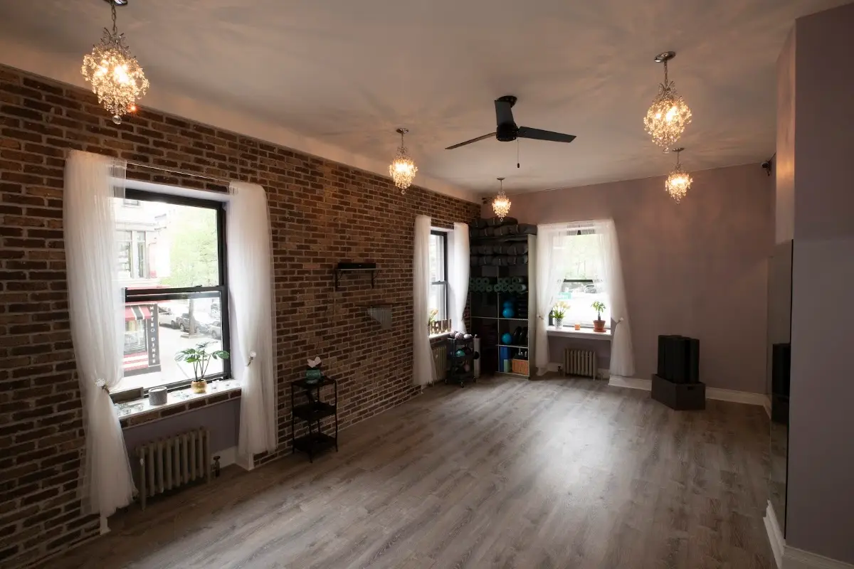 NuYu Revolution — Yoga, Tai Chi & Pilates in Broadway 2nd floor, New York