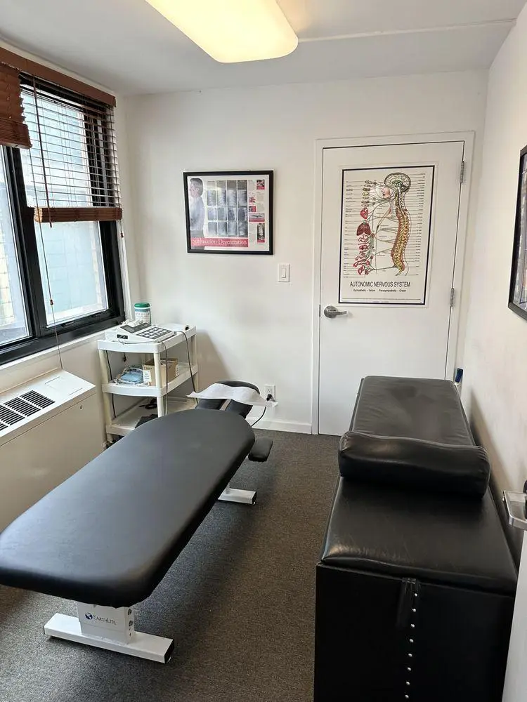 Oasis Chiropractic and Wellness Center — Chiropractic in W 58th St #501, New York