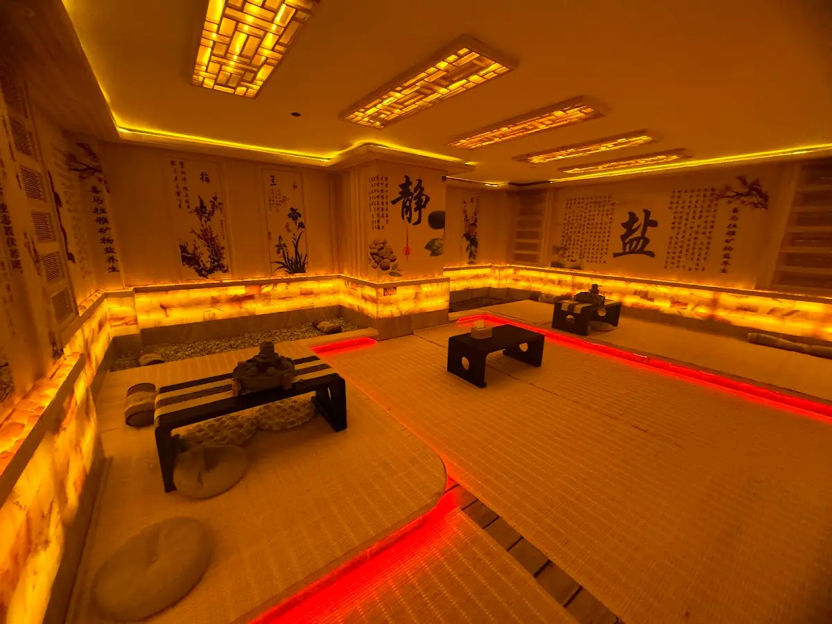 Oriental Palm Springs Spa — Massage Therapy in -20 Booth Memorial Ave, New York