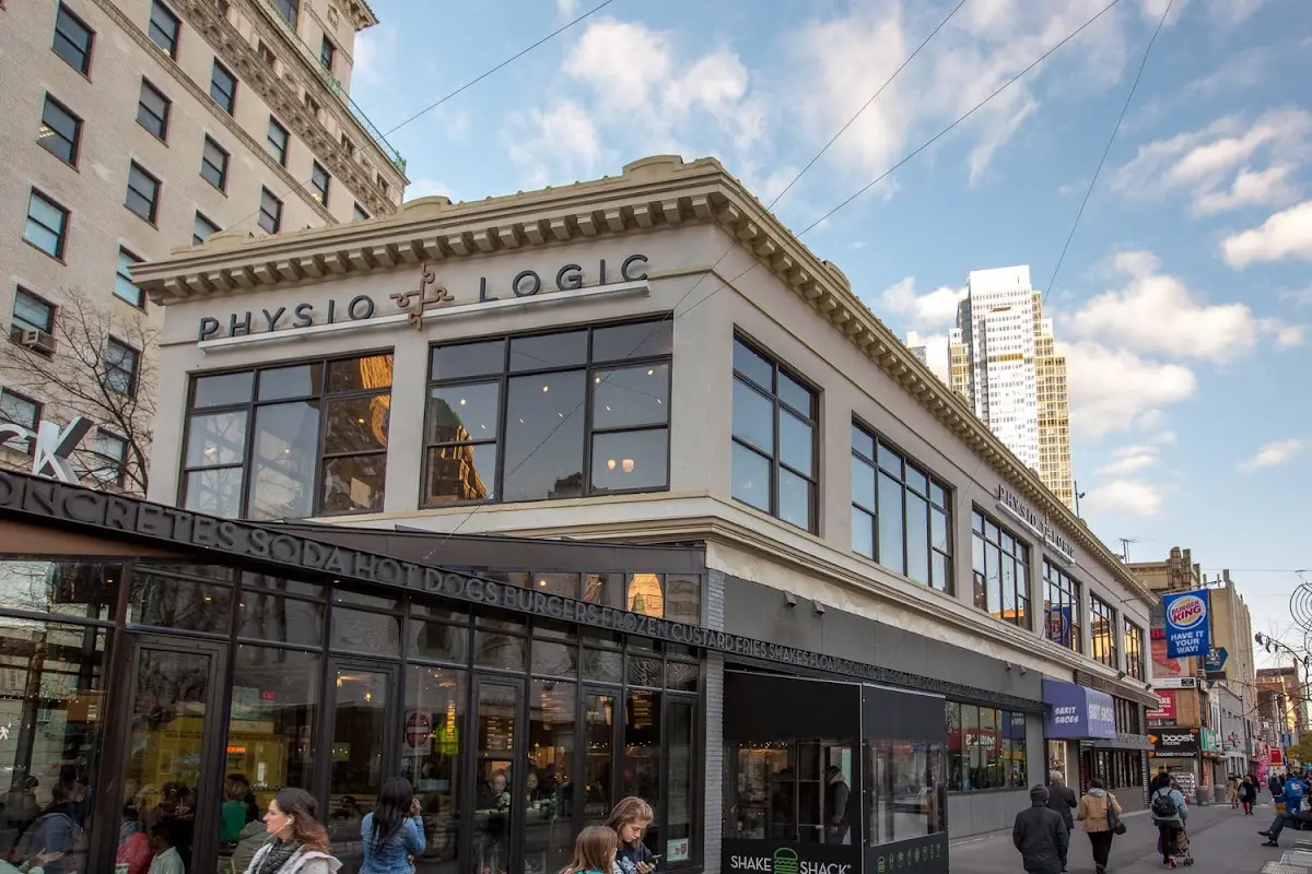 Physio Logic NYC - Physical Therapy and Chiropractic — Massage Therapy in Fulton St 2nd floor, New York