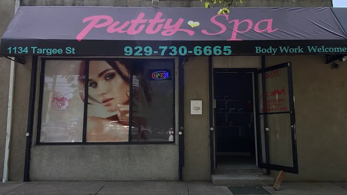 Pretty Spa — Massage Therapy in Targee St, New York