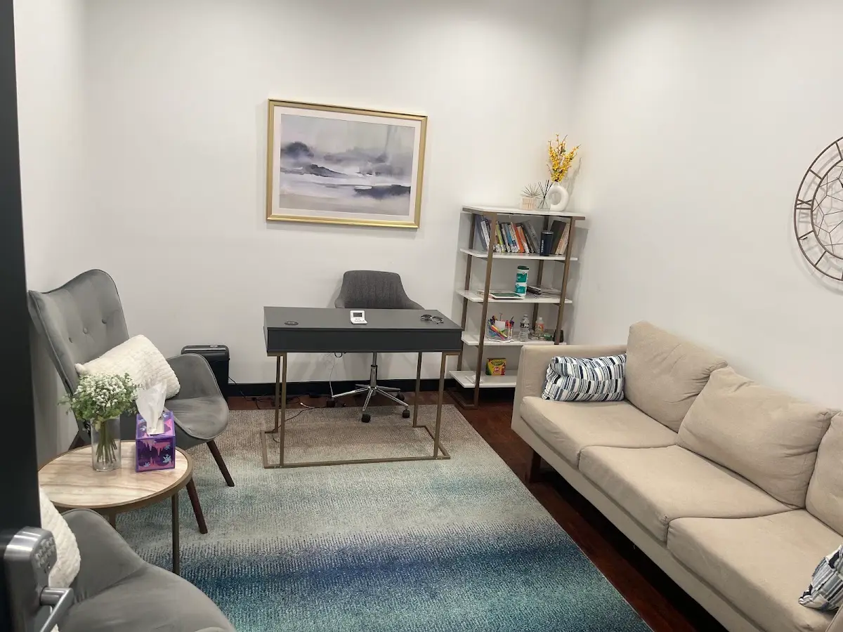 Sara Eisenberger, LMHC — Psychotherapy in Elderd Ln, New York
