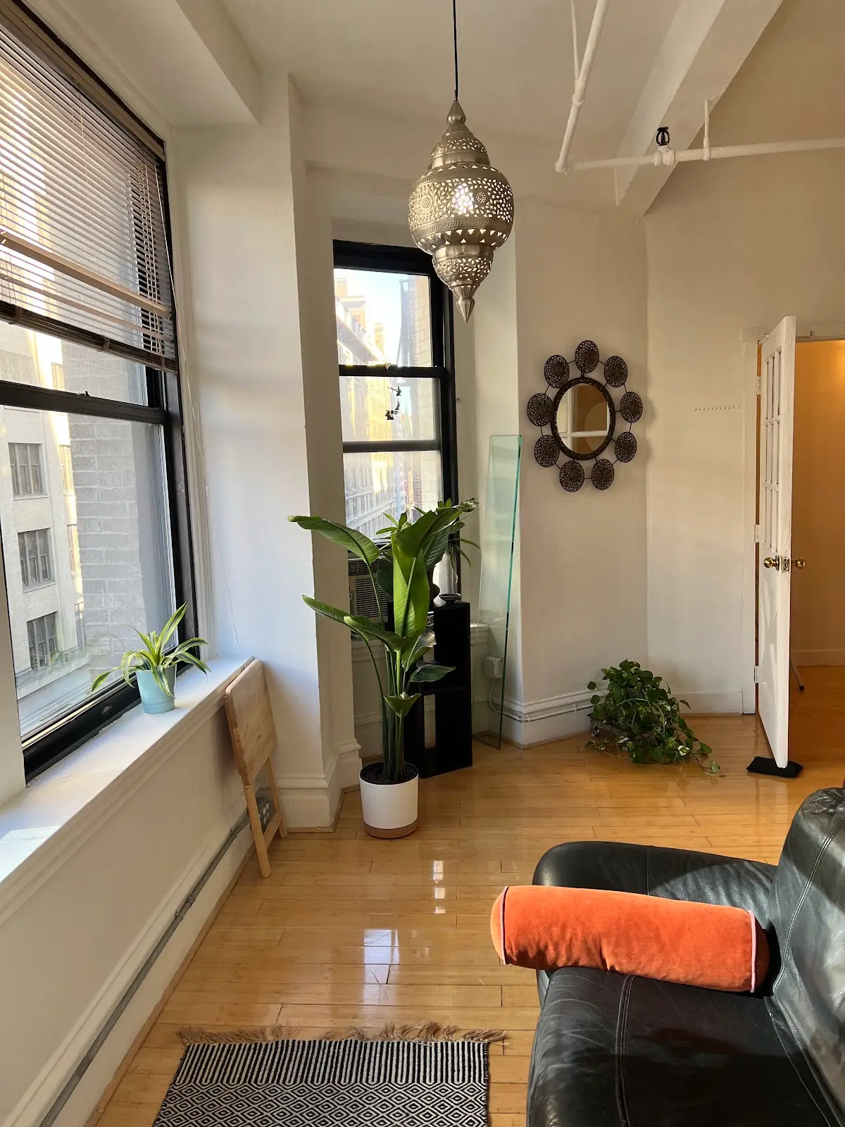 Unstruck Sound Reiki NYC — Reiki & Energy Medicine in Union Sq E #615, New York