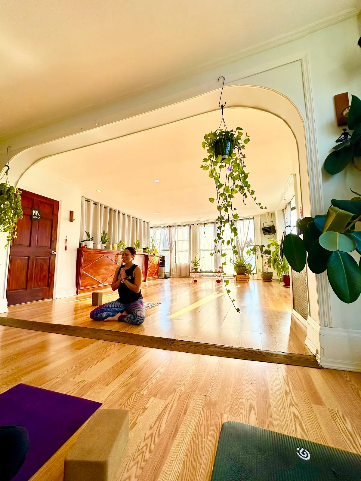 UpDog Studios Harlem — Yoga, Tai Chi & Pilates in W 145th St, New York