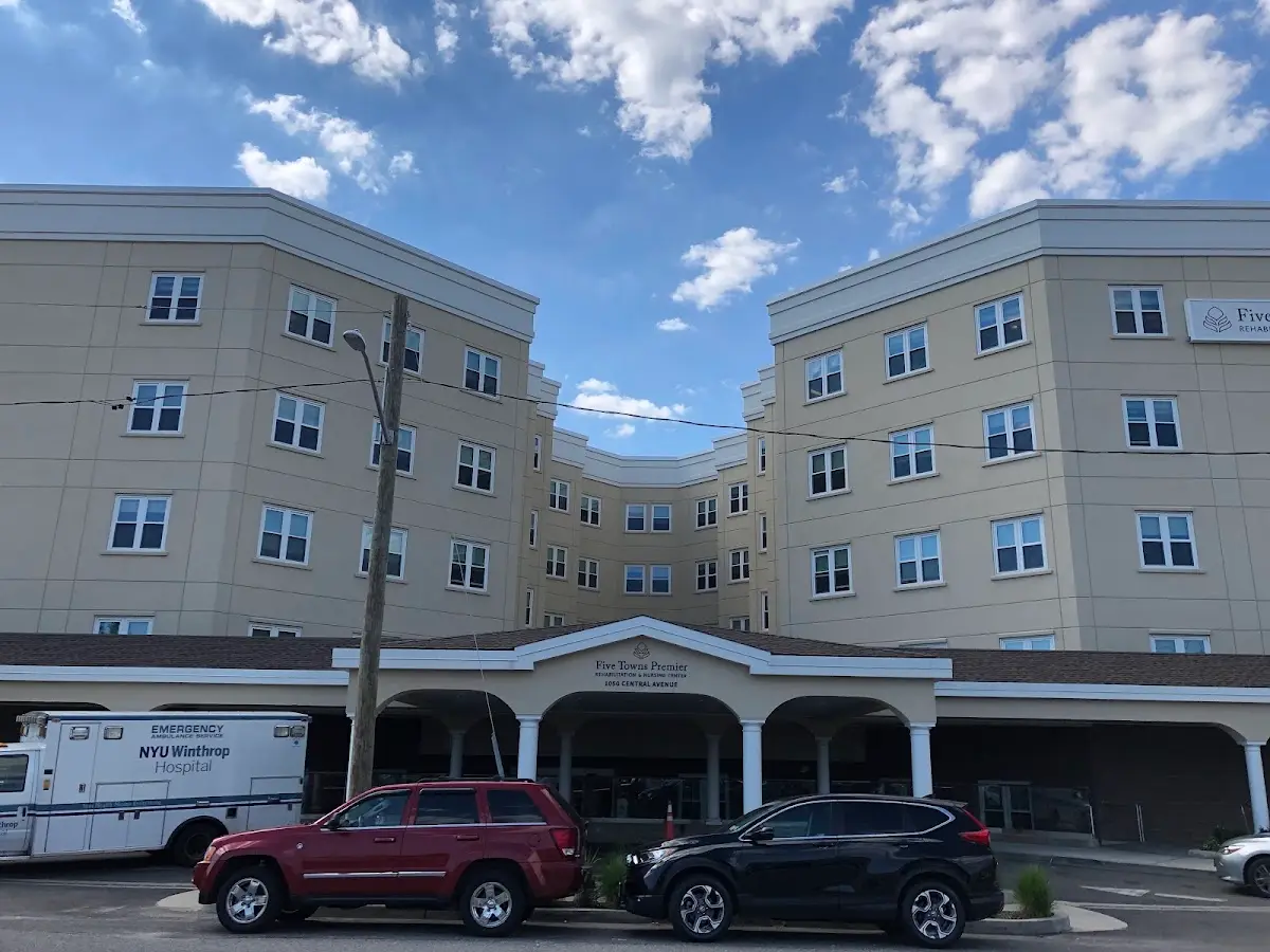 Woodmere Rehabilitation & Health Care Center — Physical & Rehabilitation Therapy in Woodmere, New York