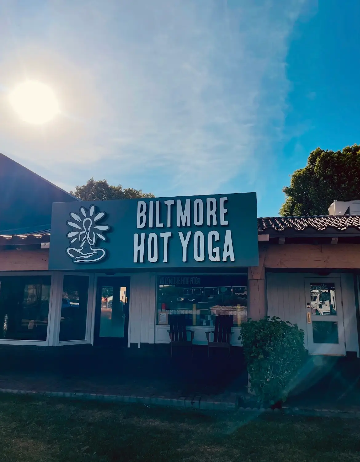 Biltmore Hot Yoga — Yoga, Tai Chi & Pilates in E Camelback Rd, Phoenix