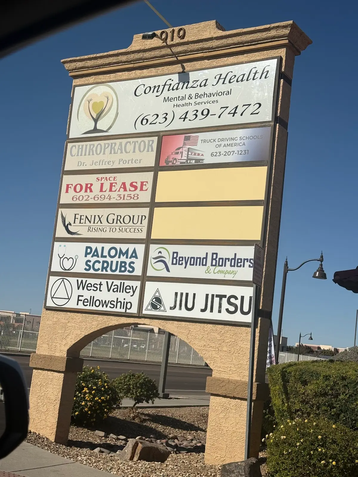 Confianza Health — Psychotherapy in N 28th Dr, Phoenix