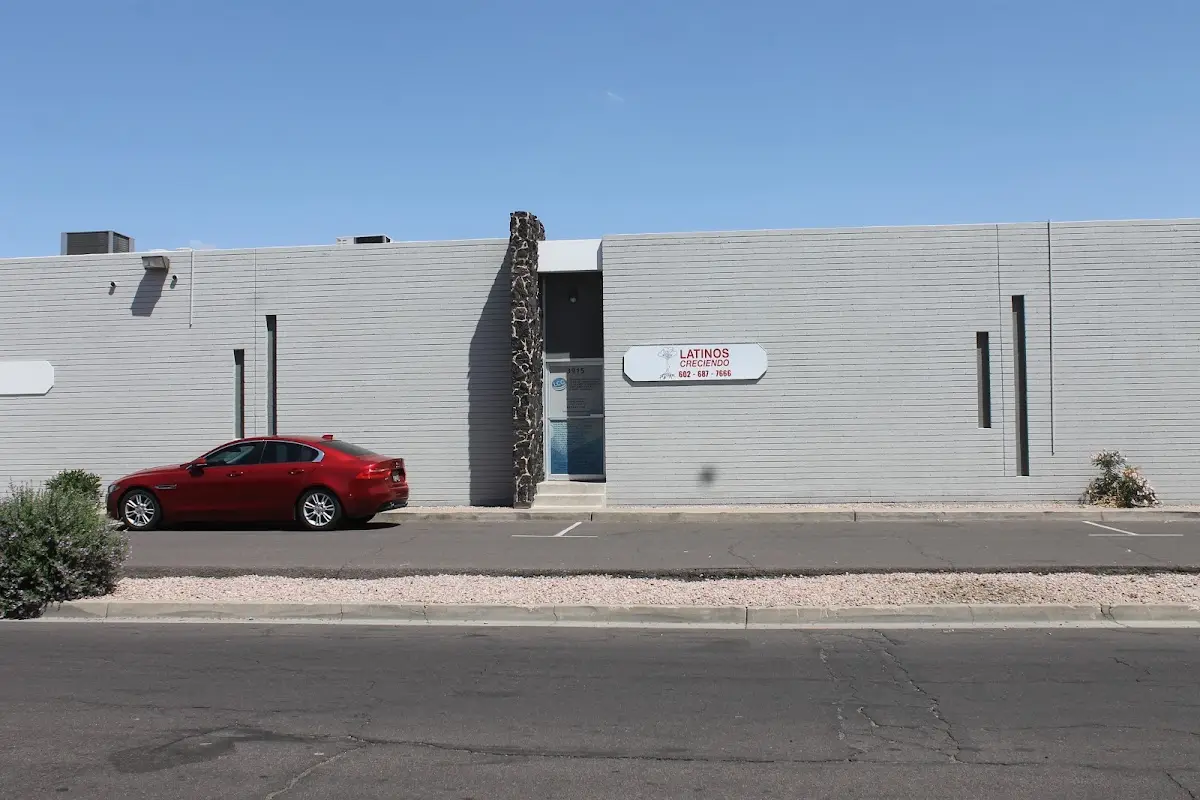 Latinos Creciendo LLC — Counsellors & Mentors in N 31st Ave, Phoenix