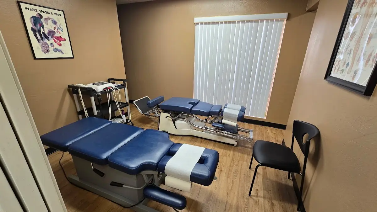 Main Chiropractic Clinic — Chiropractic in N 19th Ave, Phoenix