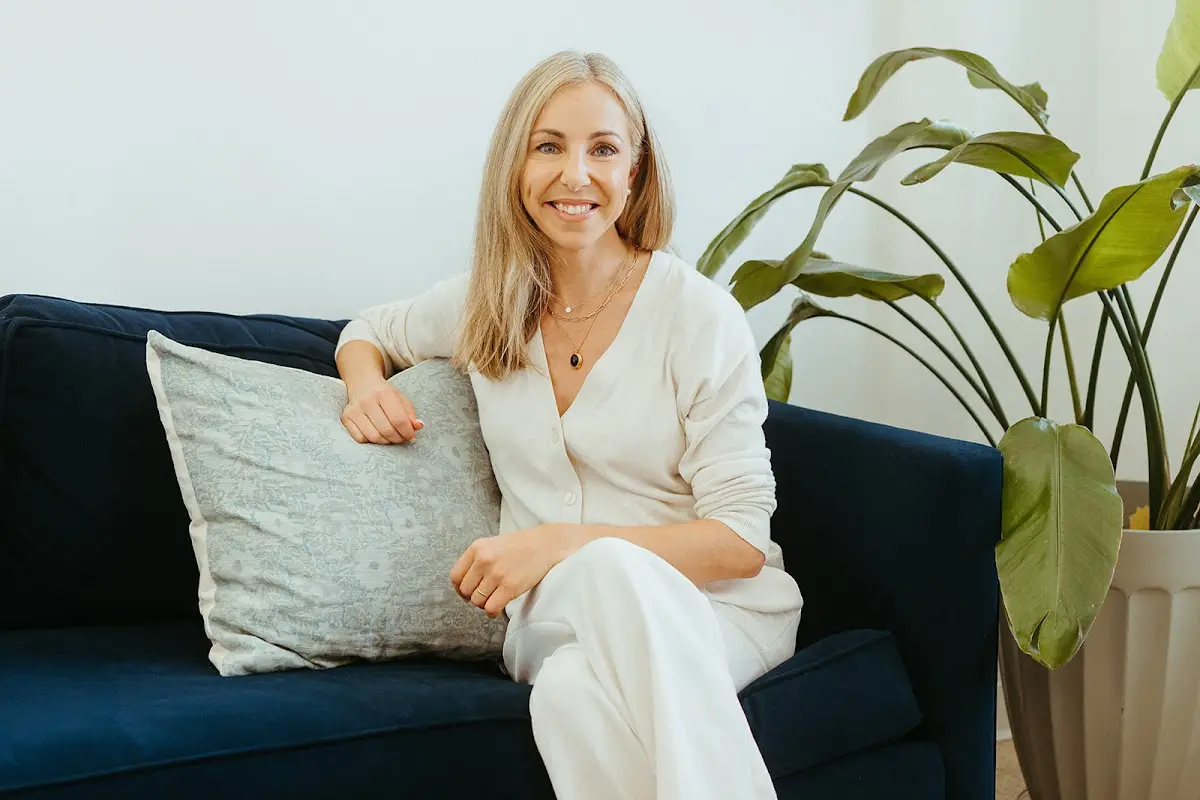 Anna Weitz Relationship Therapy — Psychotherapy in Rio San Diego Dr, San Diego